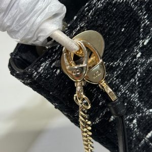 MINI 17 LADY BAG IN BLACK CANNAGE TWEED