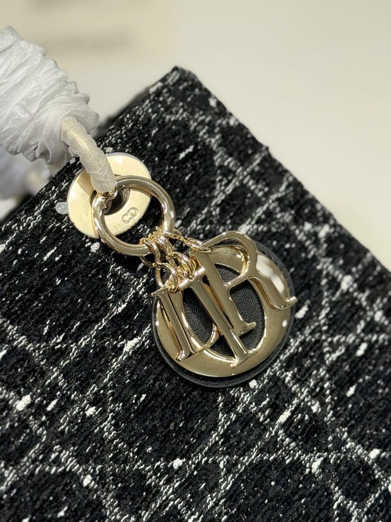 20241031_i1730364102_1055_4_jpg CD Medium Lady 24 Black Lambskin Black White Canvas