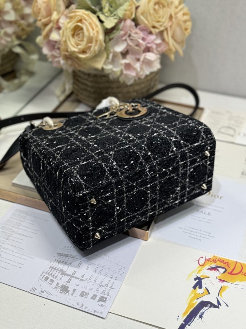 20241031_i1730364102_674_5_jpg CD Medium Lady 24 Black Lambskin Black White Canvas