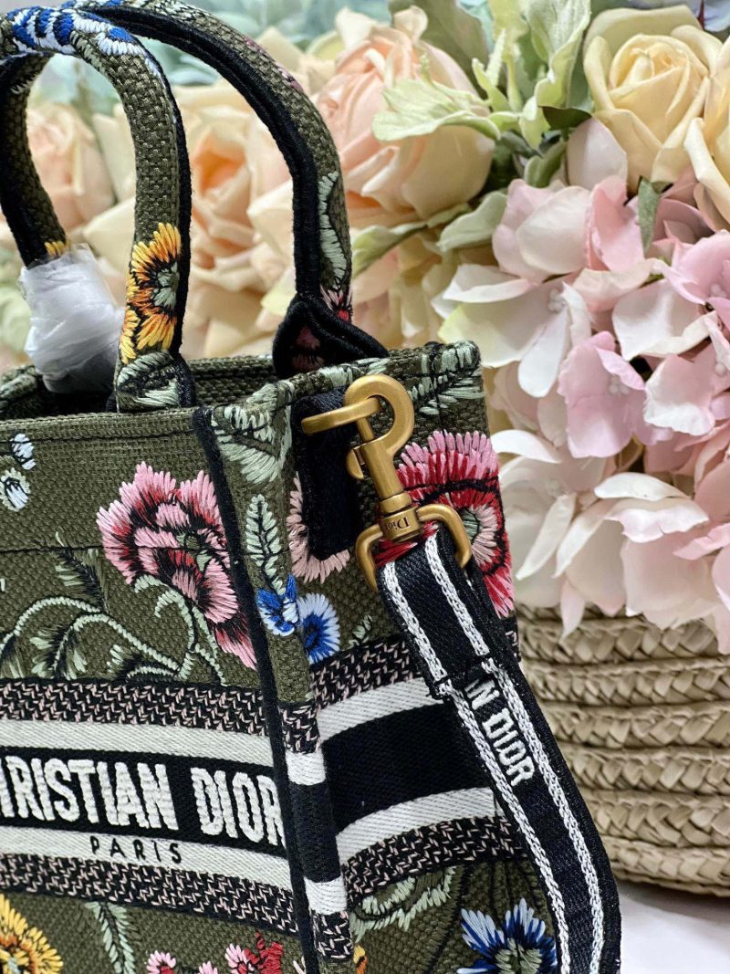 CD "Flower Green" Mini Book Tote 13.5 cm 336422