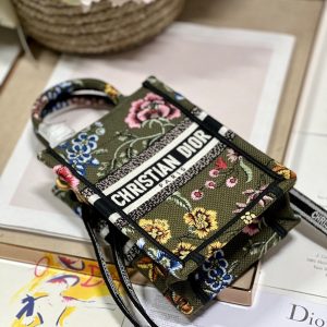 CD "Flower Green" Mini Book Tote 13.5 cm 336422