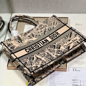 CD Paris Apricot Book Tote 36cm Bag Black beige Canvas 336525