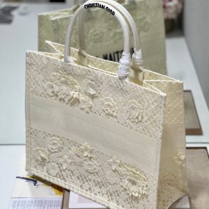 CD Fish Shreds White Book Tote 42cm Bag Canvas 336594