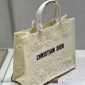 CD Fish Shreds White Book Tote 42cm Bag Canvas 336594