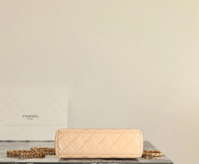 CC 24K Nano 19cm Kelly Shopper Bag Beige Patent Lambskin