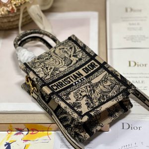 CD Apricot Tiger Mini Book Tote 13.5 cm 336428