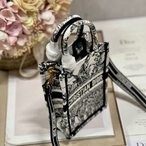 CD Elephant White Mini Book Tote 13.5 cm 336431