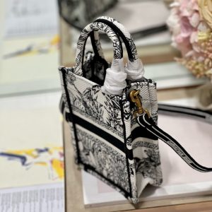 CD Elephant White Mini Book Tote 13.5 cm 336431