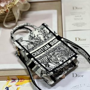 CD Elephant White Mini Book Tote 13.5 cm 336431