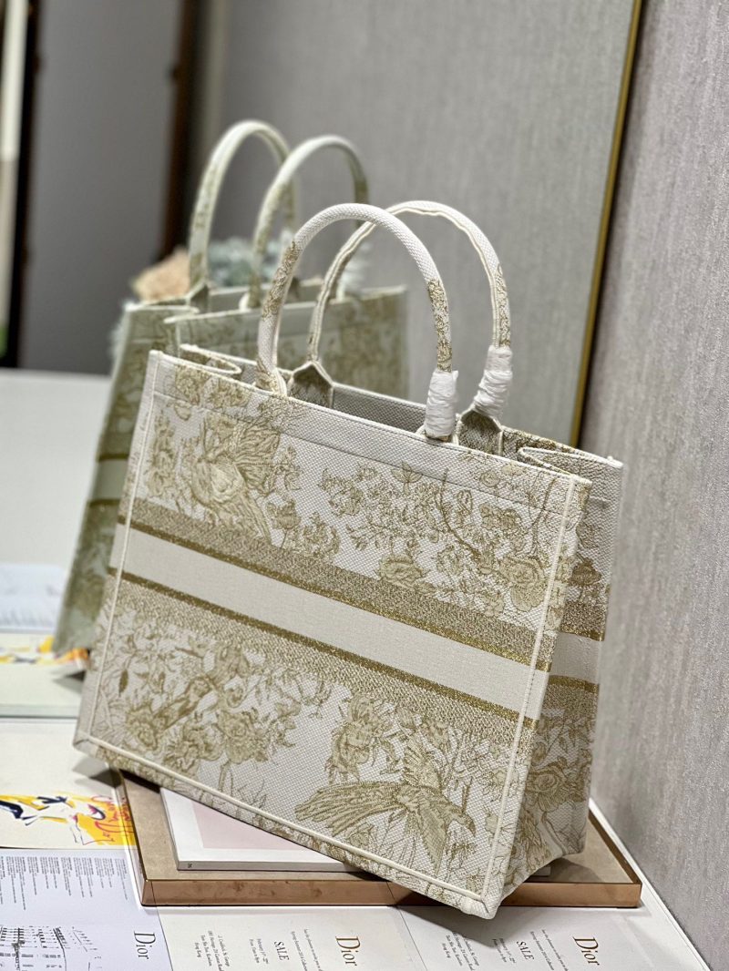 CD Golden Magpie Book Tote 42cm Bag Canvas 336588