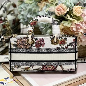 CD Floral White 26 Lady D-Joy Bag Canvas 336636