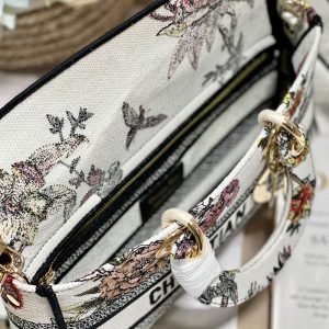 CD Floral White 26 Lady D-Joy Bag Canvas 336636