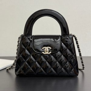 Chanel 2026 Kelly Bag 19cm Quilted Black Patent Leather