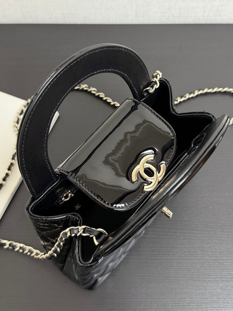 Chanel 2026 Kelly Bag 19cm Quilted Black Patent Leather