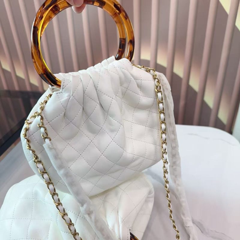 CC 26s Pouch Bag White Calfskin