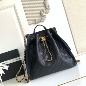 CC 25b Medium Backpack With Chain 23cm Black Caviar GHW