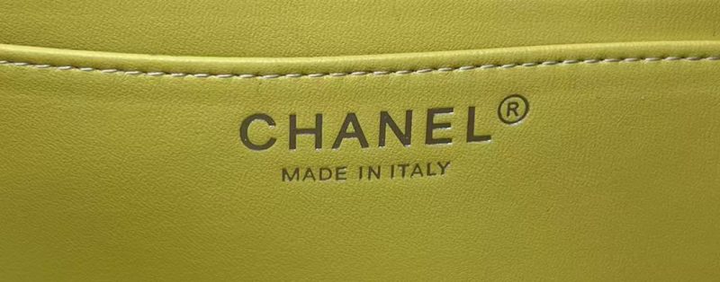 597248bc3208bc19be72a7b5eece0ff1 CC Spring-Summer 2026 Classic Flap Bag Yellow White Tweed