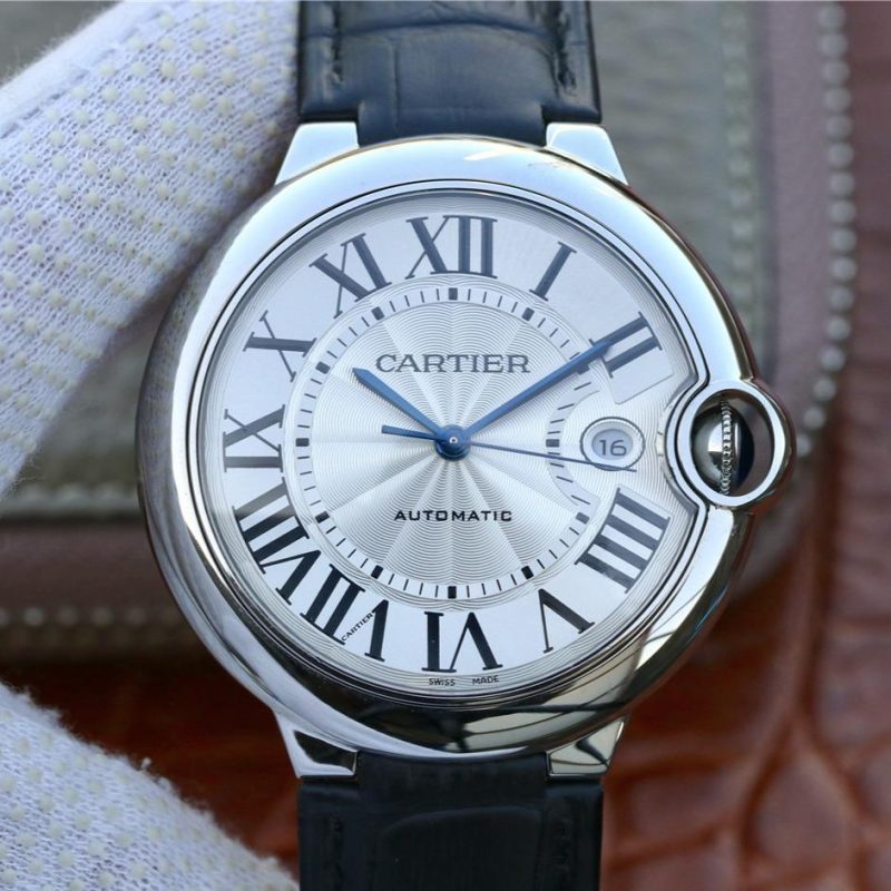 8b29fef5-28bd-4d51-9c80-d82922febbf3 BALLON BLEU DATE 42 SILVER DIAL BLACK BRACELET