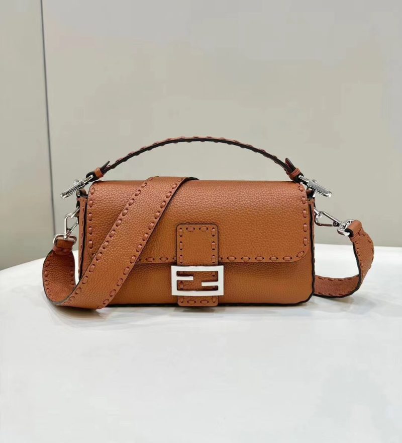 Image_20240313115857_421c1db3-708b-4028-b542-ce71c33ca880 BAGUETTE 27CM TAN CALFSKIN SILVER HARDWARE