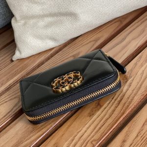 Image_20240318170657_71105955-9abd-45ac-81a3-8ccf33db257b CC 19 Zipped Coin Purse Lambskin