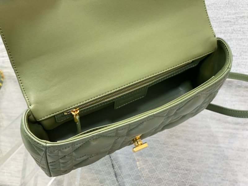 MEDIUM CARO BAG 25 GREEN MACROCANNAGE CALFSKIN