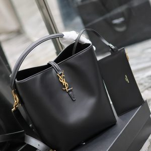 le 37 26cm black calfskin gold hardware