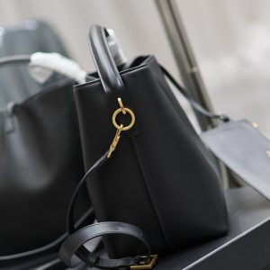 le 37 26cm black calfskin gold hardware