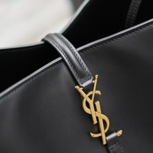 le 37 26cm black calfskin gold hardware