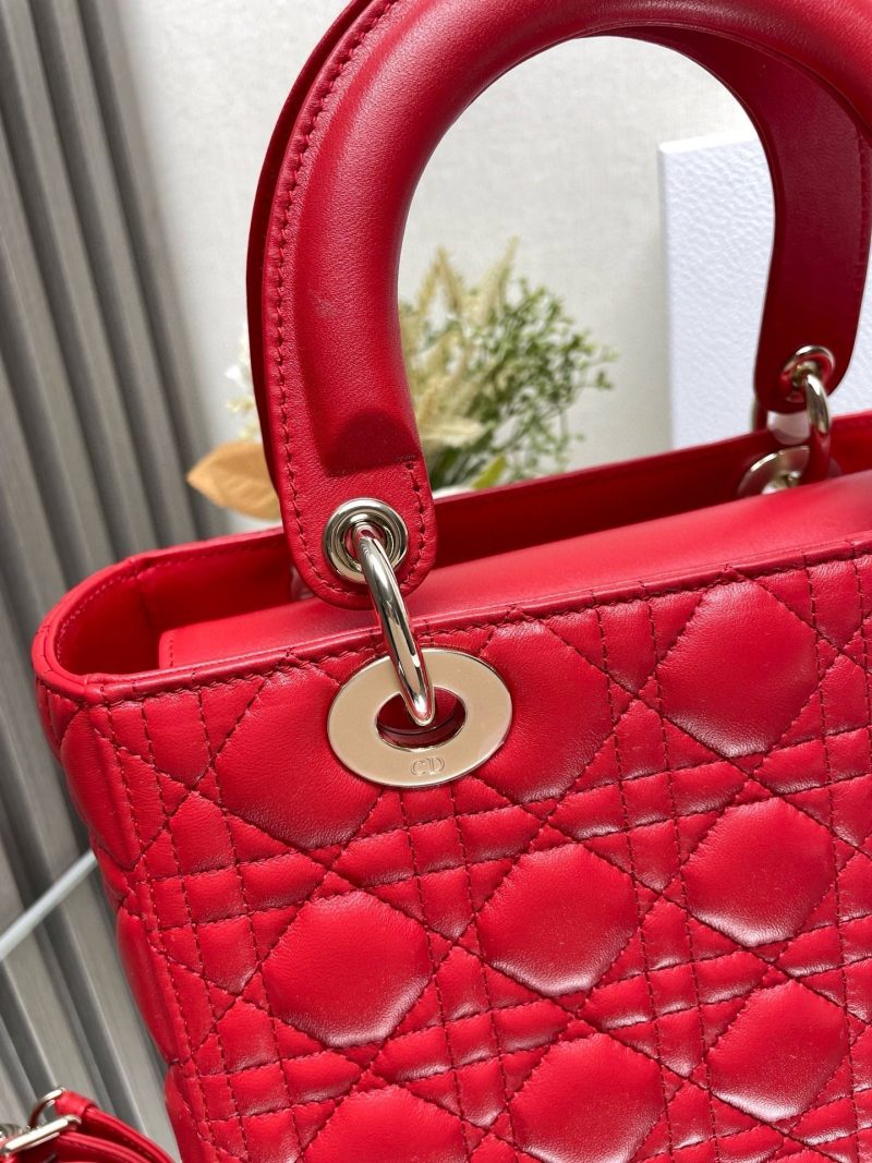 Image_20240628101918 medium lady 24 red calfskin gold hardware