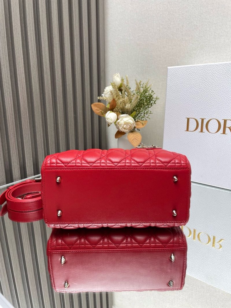 Image_20240628101923 medium lady 24 red calfskin gold hardware