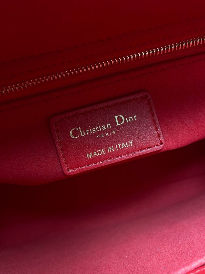 Image_20240628101926 medium lady 24 red calfskin gold hardware