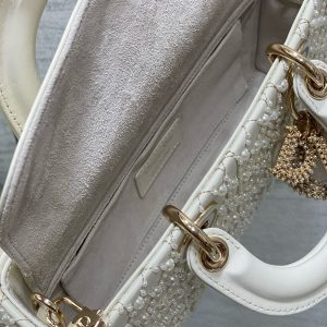 MEDIUM LADY D-JOY 26 WHITE LATTE CALFSKIN PEARL