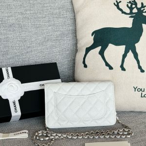 WOC 19CM WHITE CAVIAR SILVER HARDWARE