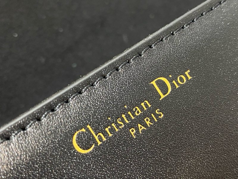 Image_20250311214223 MONTAIGNE AVENUE 23 BAG IN BLACK CALFSKIN