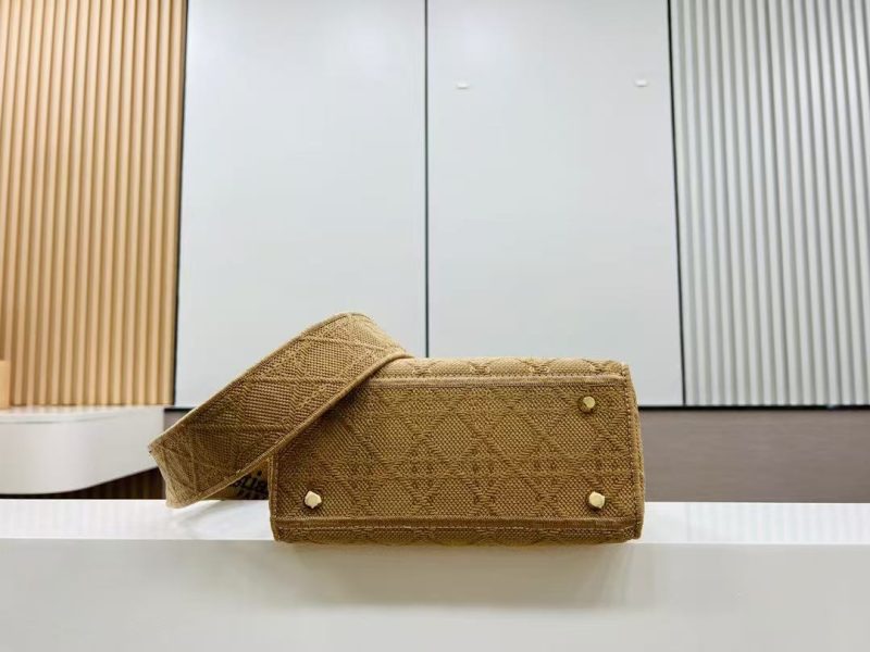 Image_20250327150822 SMALL 24 LADY BAG IN TAN BROWN CANVAS