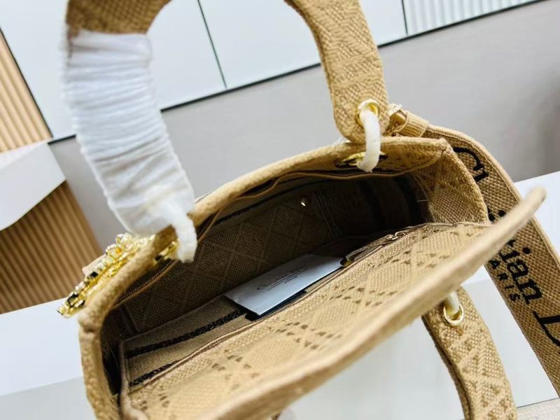 Image_20250327150856 SMALL 24 LADY BAG IN TAN BROWN CANVAS