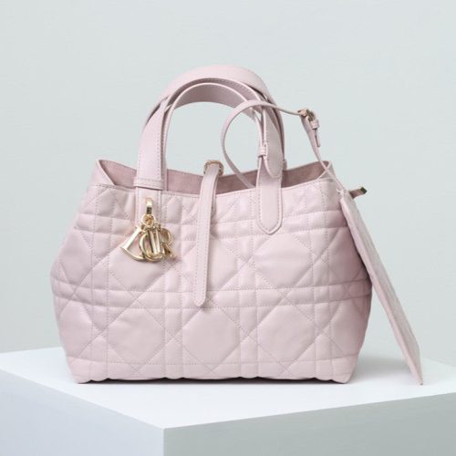 cd toujours light pink calfskin