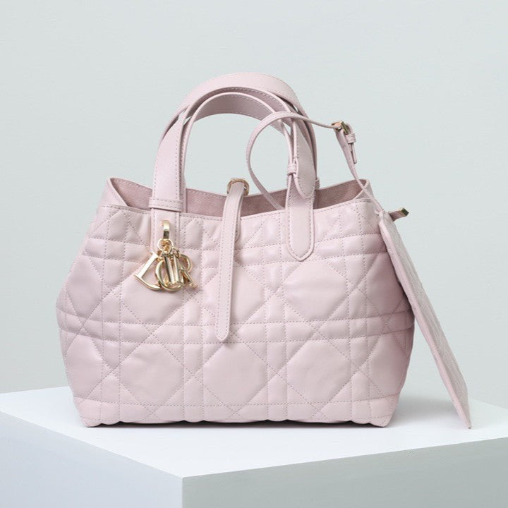 cd toujours light pink calfskin