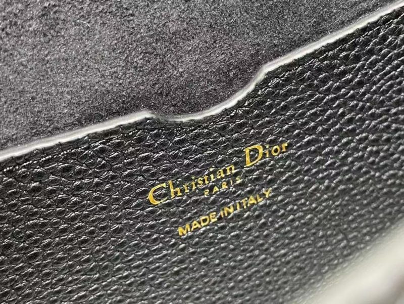 Image_20250425134413_1 CD Bobby Bag Black Pebbled Leather Gold Hardware