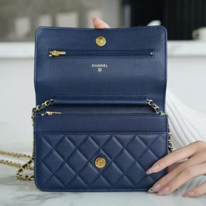 CC Wallet On Chain Woc Navy Blue Caviar leather Gold Hardware