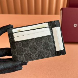 Gucci Emblem Card Holder Black Leather frabic