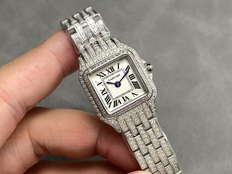 Image_20250812160250_1805_78a13ecd-1908-449a-b7a0-a8fb7b7087e8 Cartier Panthère de Cartier Medium White Gold 415 Diamonds