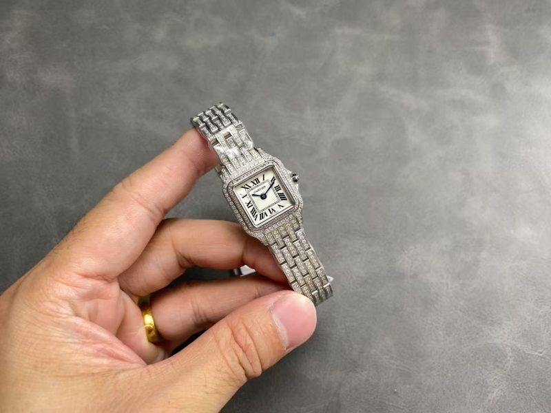 Image_20250812160250_1808_069b6378-752c-4781-9ac9-892923e70c64 Cartier Panthère de Cartier Medium White Gold 415 Diamonds