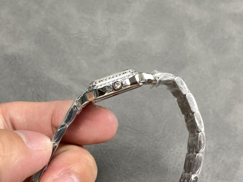 Image_20250812160250_1809_18b686c0-6a00-442b-ba20-762949fe6d78 Cartier Panthère de Cartier Medium White Gold 415 Diamonds