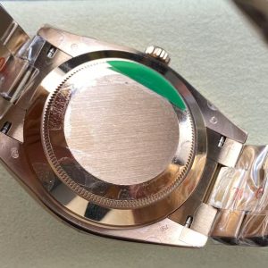 Image_20250819162957_2198 Rolex Day-Date 40 Olive Green Dial – 18K Everose Gold