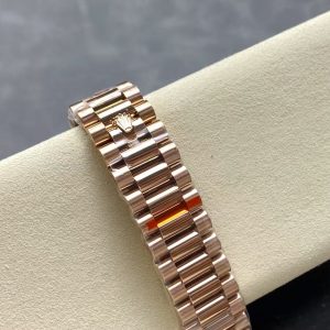 Image_20250819162957_2199 Rolex Day-Date 40 Olive Green Dial – 18K Everose Gold