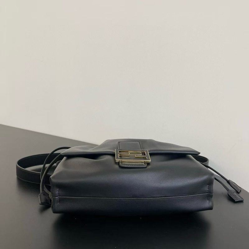 Image_20250922113252_9093_16_1 Fendii Mamma Baguette Drawstring Shoulder Bag Black Nappa Leather