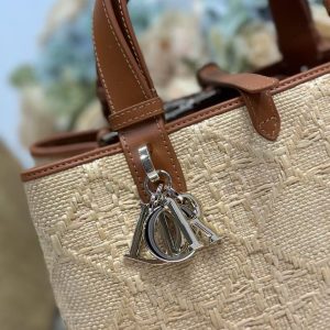 CD Toujours Vertical Tote Bag Brown Coconut Fiber Weaving Paired with Cowhide