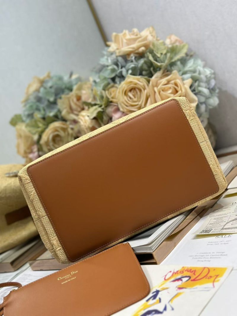 CD Toujours Vertical Tote Bag Brown Coconut Fiber Weaving Paired with Cowhide