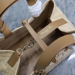 CD Toujours Medium Tote Bag 28cm Brown Coconut Fiber Weaving Paired with Cowhide